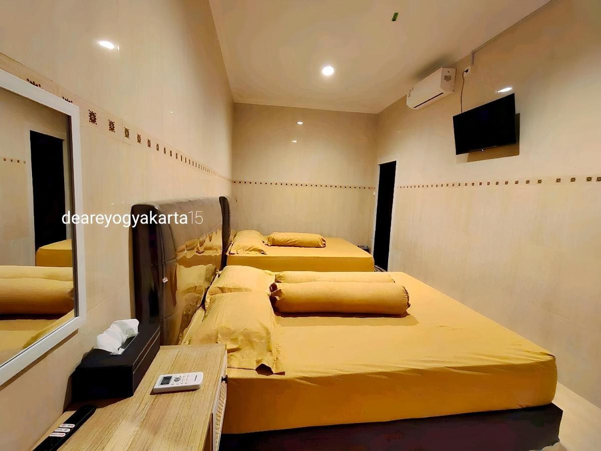 De Patuk Homestay Yogyakarta Ngoại thất bức ảnh