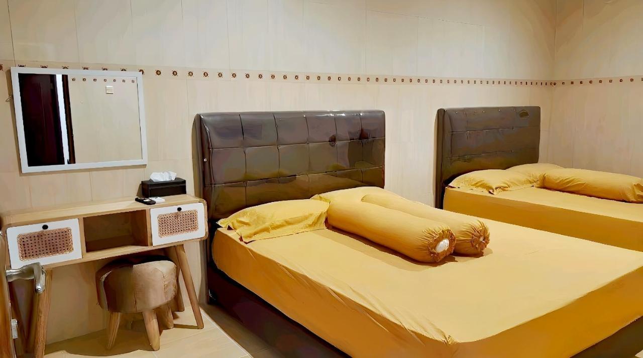 De Patuk Homestay Yogyakarta Ngoại thất bức ảnh