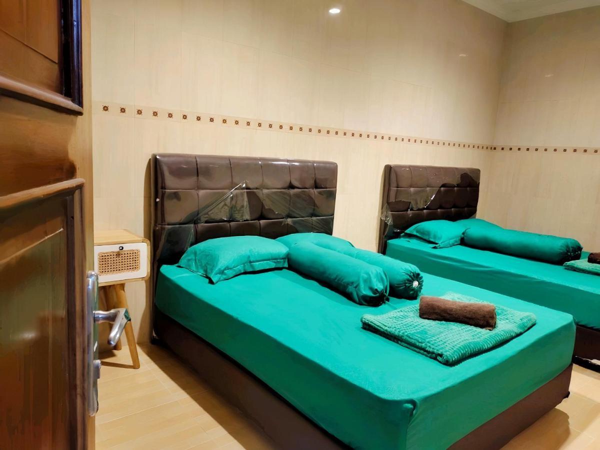 De Patuk Homestay Yogyakarta Ngoại thất bức ảnh